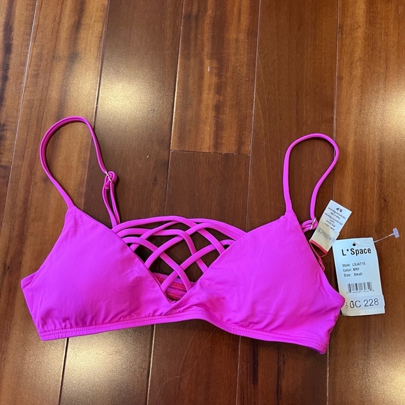 New NWT L*Space Berry Pink Bikini Top Strappy Front Adjustable Swim Size Small‎